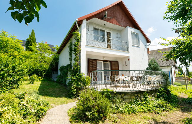 5 bedroom House in Fonyód with garden and terrace - Photo 17