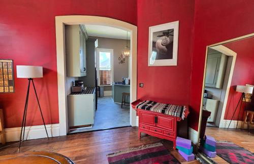 Charming Unique Themed Victorian Elegance - Foto 24