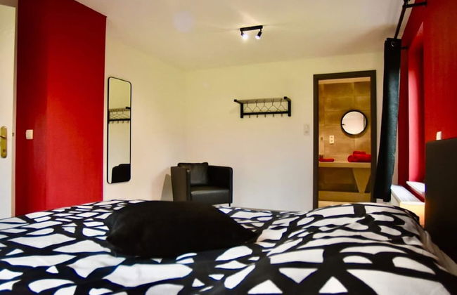 Tranquil Holiday Home in Manhay with Hot Tub near Ski Area - Photo 5