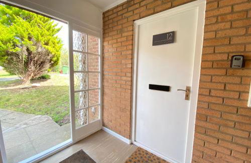 HAYDEN - KENILWORTH STUDIO FLAT 30 m2 - PRIVATE PARKING - Foto 12