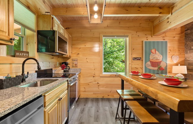 Strawberry Patch - Photo 10