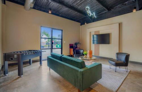 Maltby Motors 2 - Picture Perfect OG Loft near HOU - Foto 20