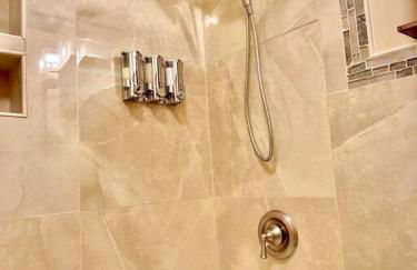 Chic Chalet River Views & Access - Foto 63