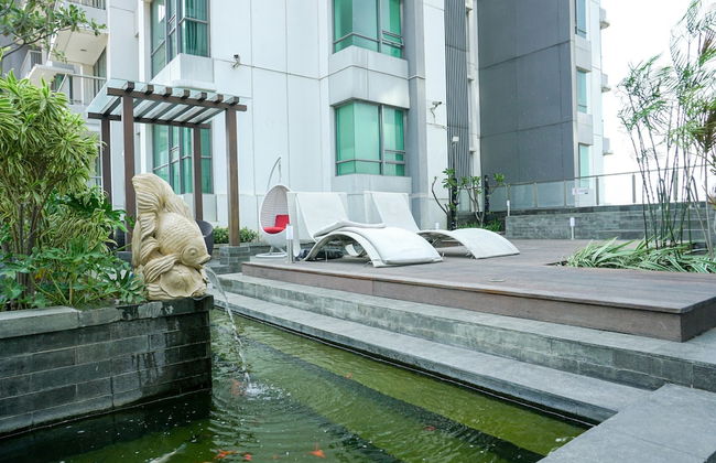 Homey with Private Lift 2BR Apartment at St. Moritz Puri near Mall - Foto 27