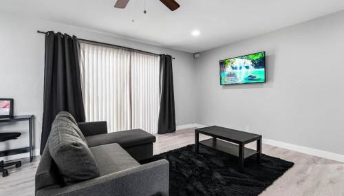 Chic 2-Bed Oasis Sleeps 6! Minutes From Strip! - Foto 2