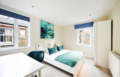 Modern 2BR Apartment for Contractors, Balcony & Fast Wi-Fi, W6 - Foto 16