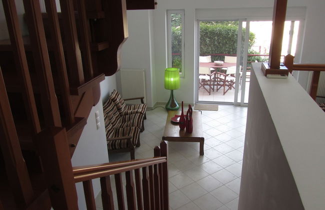 Amalia Residences - Photo 7