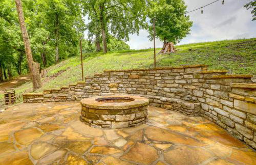 River Access and Private Deck Mountain View Retreat - Foto 25