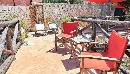 Panoramic Sea-View Apartments with Terrace, Marina della Lobra - Foto 5, Garden, sunbed, Garden view