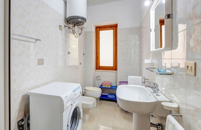 Restful Apartment in Cala Gonone with Balcony near Sea Beach - Photo 19