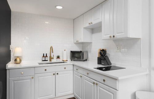 Home to the Stars on Music Row with Pool and Free Parking - Foto 16