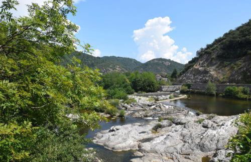 Holiday Home in Ardèche near Château de Ventadour - Foto 28