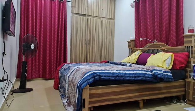 Smart 3 bed Apartment With Fast Wi-fi & 24hr Light - Foto 3, Habitación