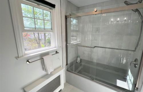 Modern and Spacious Home Close to Beaches and Main Attractions - Foto 15