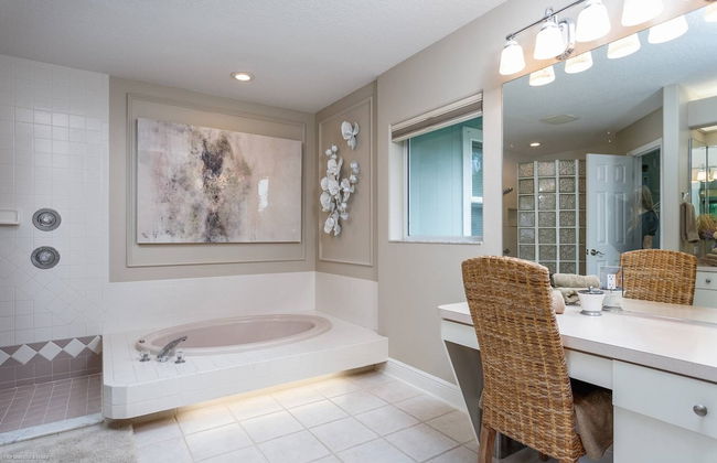 Nokomis Pool Home on the Canal - Foto 14