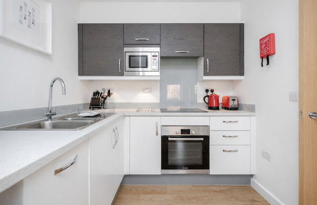 Roomspace Serviced Apartments - Swan House - Photo 13