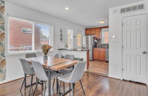 Tropical Style Oasis with Modern Comfort - Foto 22