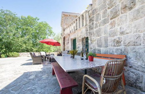 Villa Brkic with large private pool and playground - Photo 51