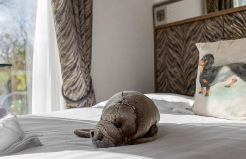 Peaceful Lake Retreat - Fishing Lakes, Heated Outdoor Swimming Pool 500yrds on Sister Park , Pool Open April to September - Foto 28