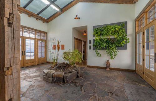 New Moon Lodge - Foto 14