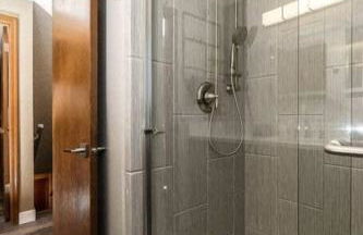 #StayInMyDistrict Eclectic Boise Townhouse near St Als - Foto 34