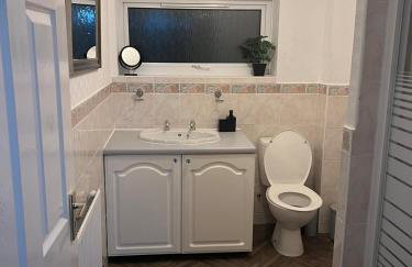 Spacious & comfy Home- very close to NEC Birmingham ,HS2 & Airport- Perfect for contractors & groups- free parking & Fast WiFi - Foto 16