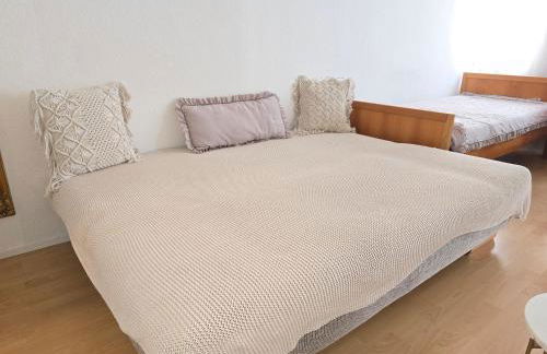 2 x Apartments bei Augsburger Platz 1x Nr 5 - Studio Apartment mit Balkon und Parkplatz und 1 x Nr5-B - 2 ZW ohne Balkon und Parkplatz - Foto 16