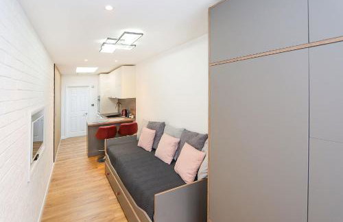 Peaceful and Novel Place to Stay - Photo 8