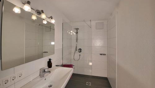 Wohnung Weitsicht Ruhpolding, 3 Schlafzimmer, Bergpanorama, Alleinlage - Foto 5, towels, Shower