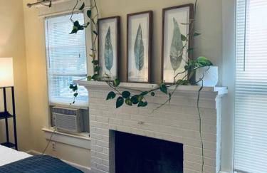 4 Bedroom DC's Best Location with Parking, Walk to Clarendon Metro, Shopping and Nightlife! - Foto 18