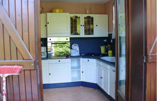 Maison confortable sur jardin clôturé à Marcillac-la-Croisille - Foto 5