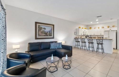 Huge Screened Patio That Overlooks Lake Buck, Near Famous Attractions!! - Foto 3