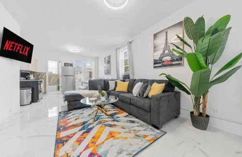 Modern-6 people to sleep-15 min from NYC-private Parking - Foto 7