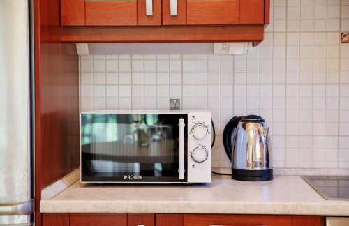 Anastasia's Kastoria Cozy Modern Garden Retreat - Foto 15