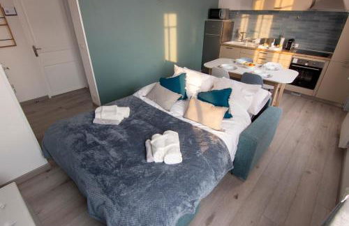 Cocon d'Hiver - Netflix & Wifi - Parking Gratuit - check-in 24H24 - Kit Bébé disponible sur demande - Emplacement Vélos - GoodMarning - Foto 10