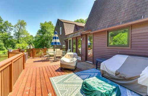 Spacious East Haddam Retreat with Private Pool! - Foto 32