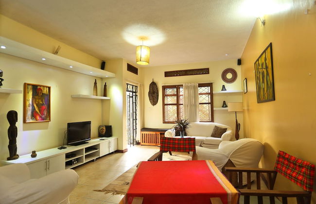 Remarkable 2-bed Cottage Along Gayaza Road - Foto 1