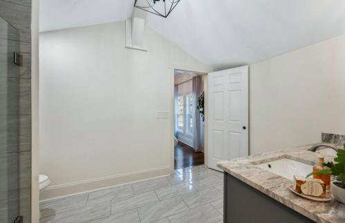 Historic Vibes, Modern Comfort - Foto 24