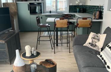 Les Petites Canailles Rooftop - Foto 17