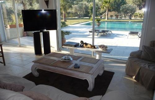 location Villa avec piscine chauffée - Foto 29