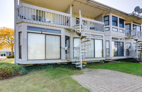Pet-Friendly Oak Harbor Condo Walk to Lake! - Foto 20