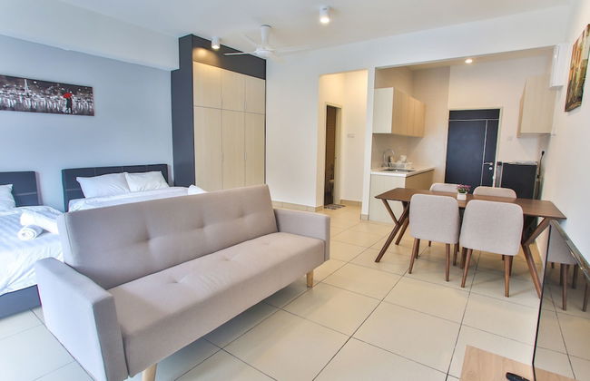 OwnAStay Midhill by Symphony Suite - Photo 2