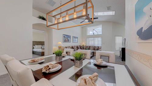 545 -Beautiful 4 Bed Home with Sparkling Pool and Games Room - Foto 5