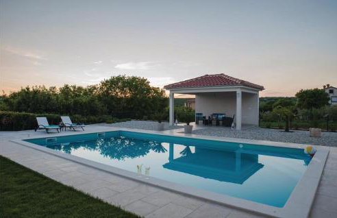 Nice Apartment In Krk With Wifi - Photo 8