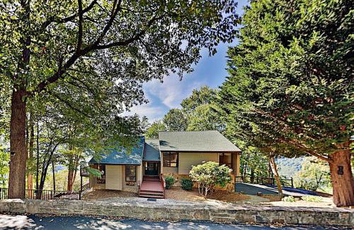 Sunset Retreat - Big Deck, Mountain & Lake Lure Views! - Foto 10