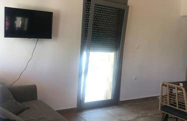 Πέτρινη κατοικία στην Αίγινα - Stone House in Aigina - Foto 11