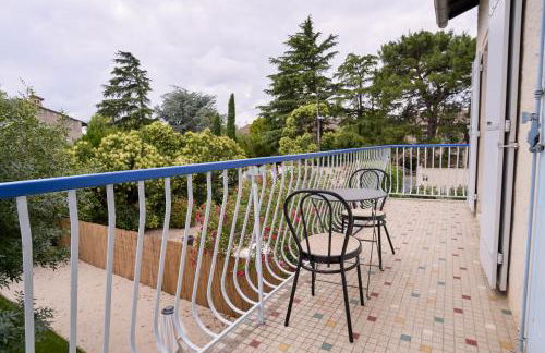 Maison familiale avec jacuzzi, quartier calme - Photo 18