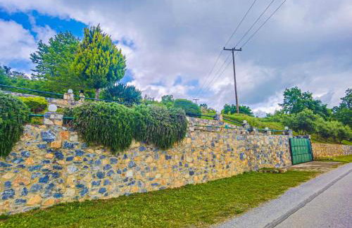 Villa Etheras - Nested between Nature by Amazing View - 5 mins from Edessa - Photo 29