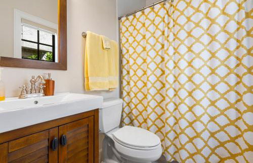 Spanish 4BR Compound w Casita & Private Yard - Foto 48