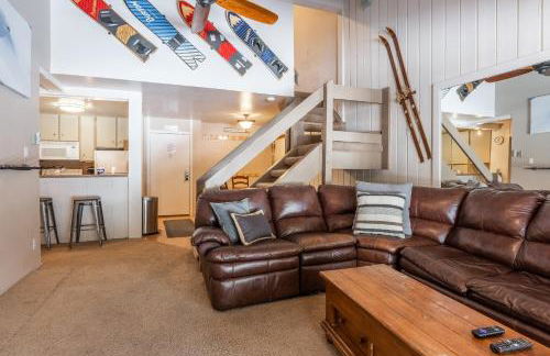 New Listing 2 bedroom and Loft 2 bath Summit E Bldg 16 condo sleeps 8 Steps to Eagle Lodge Chair 15 - Foto 52